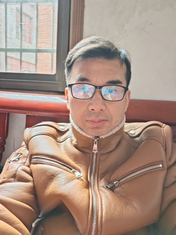 弹簧的第一张照片--宜宾相亲服务中心