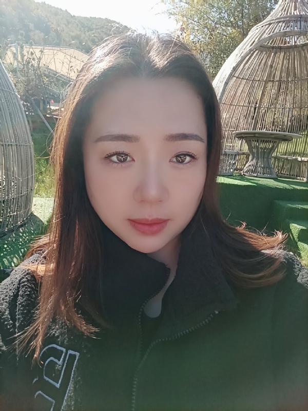 阿燕的第一张照片--宜宾相亲服务中心