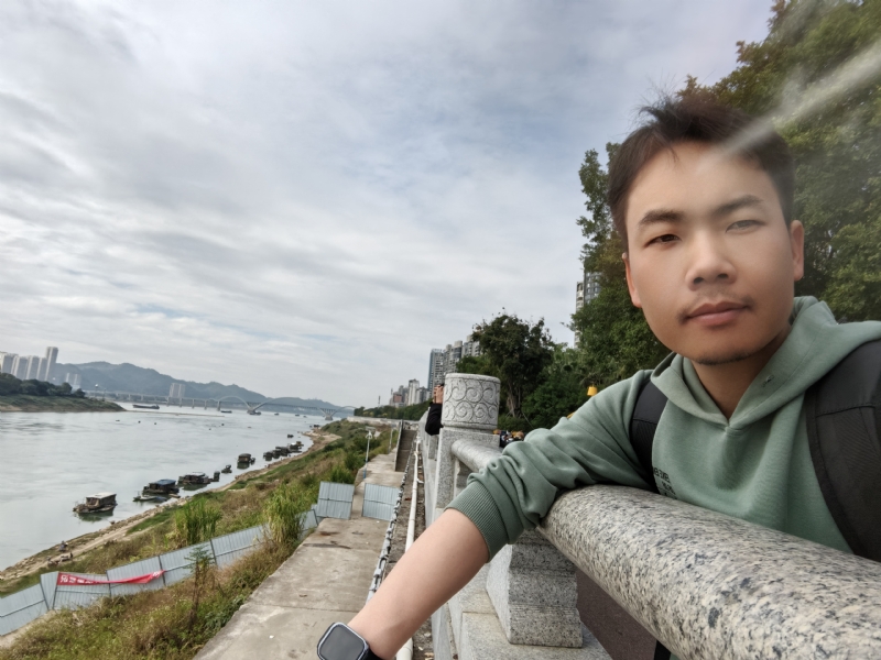 向往爱情的第三张照片--宜宾相亲服务中心