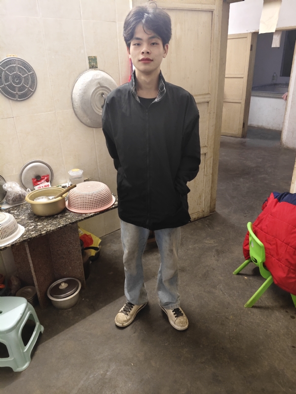 铭泽的第一张照片--宜宾相亲服务中心