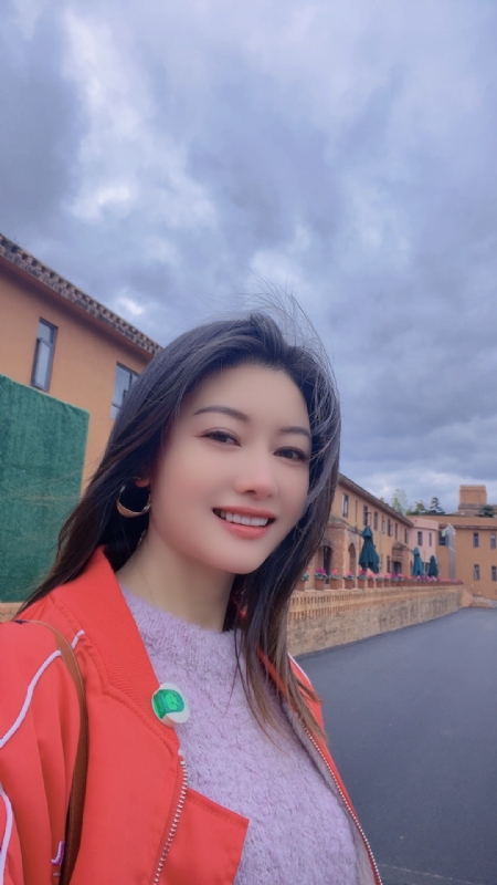 安妮的第一张照片--宜宾相亲服务中心