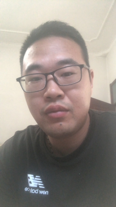 烟花的第一张照片--宜宾相亲服务中心