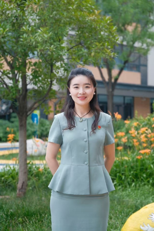 弯弯的第一张照片--宜宾相亲服务中心