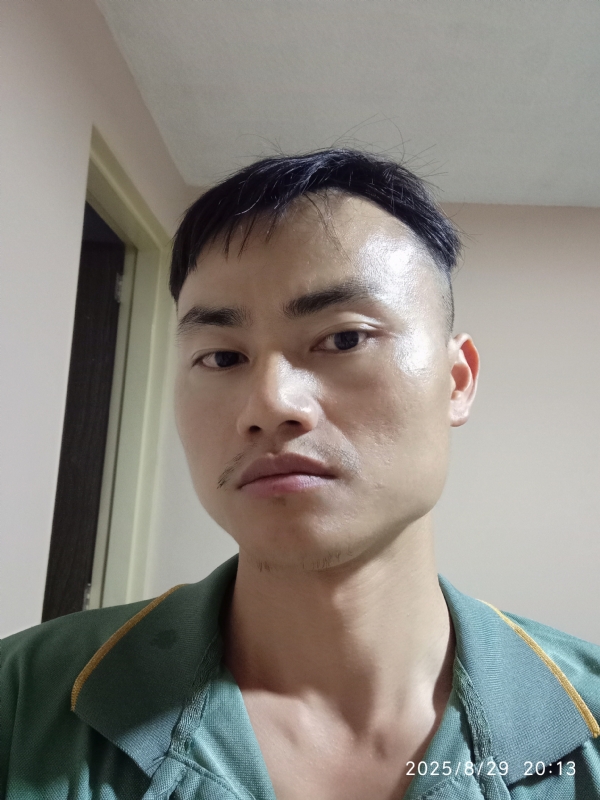 自简的第一张照片--宜宾相亲服务中心