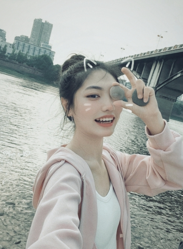 昭十晰的第二张照片--宜宾相亲服务中心