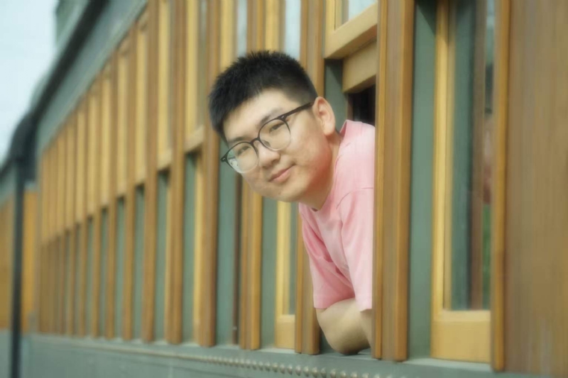 锦瑟无端五十弦的第一张照片--宜宾相亲服务中心