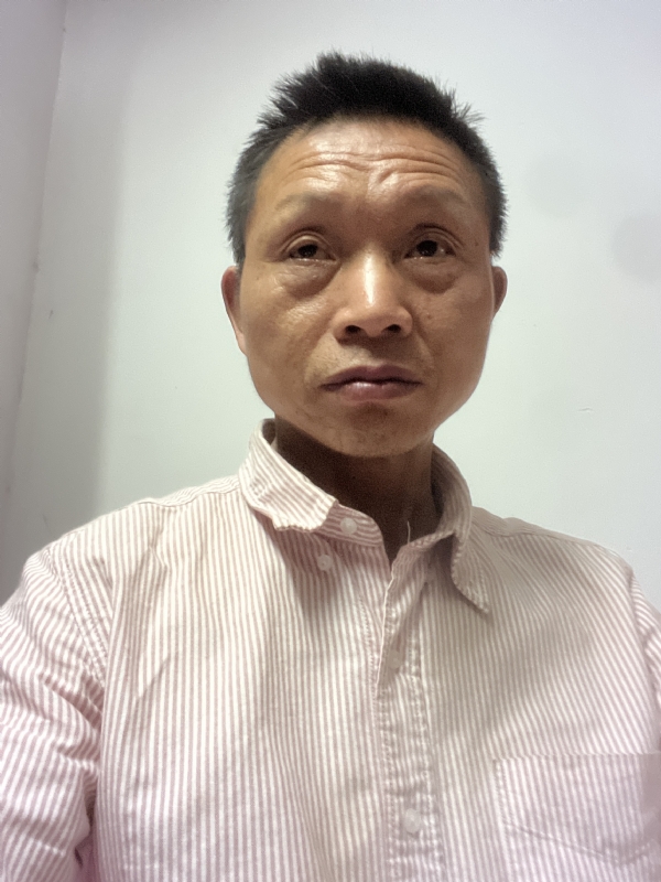 一生何求的第一张照片--宜宾相亲服务中心