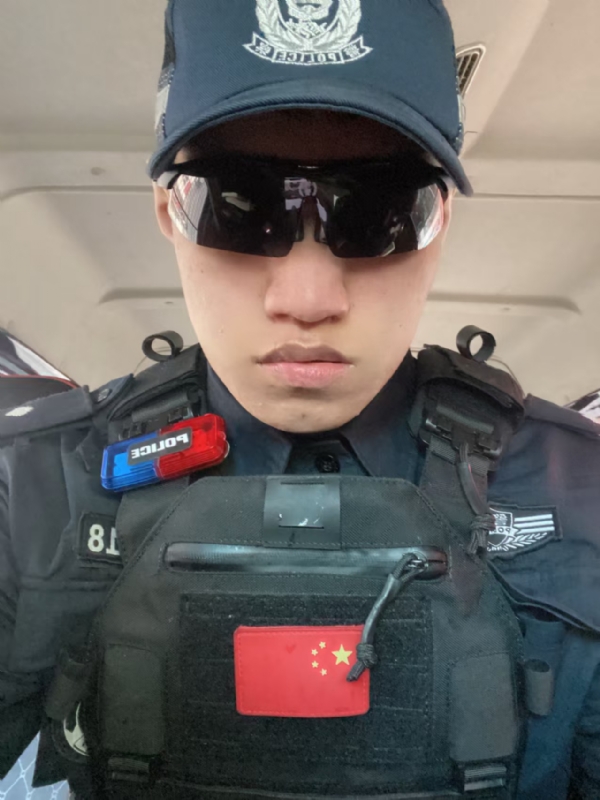 灵犀的第一张照片--宜宾相亲服务中心
