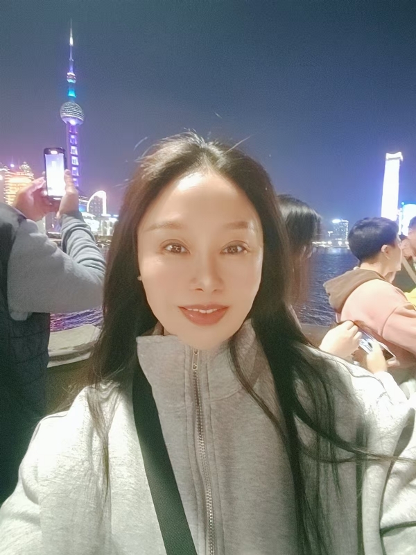 宁倩的第二张照片--宜宾相亲服务中心